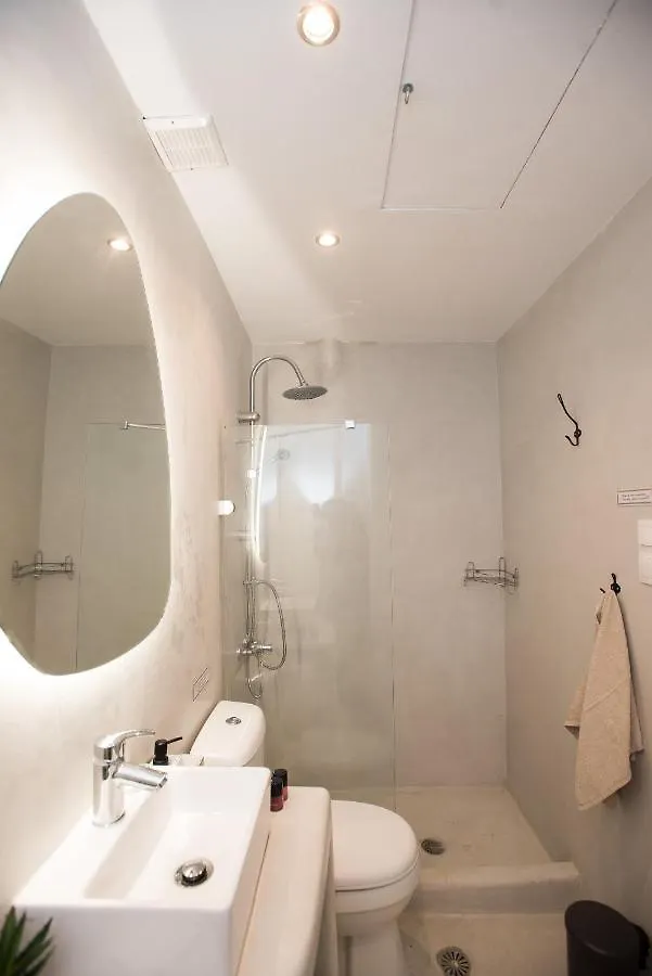 Lea Lodge 3 Mykonos Merchia Beach Semesterbostad